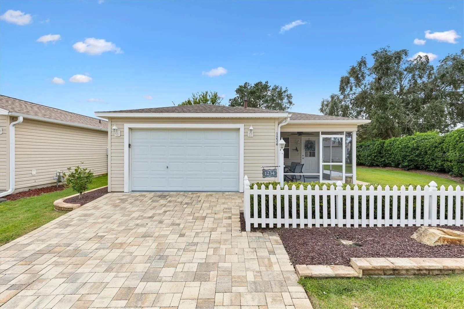 PAVOR DRIVEWAY
