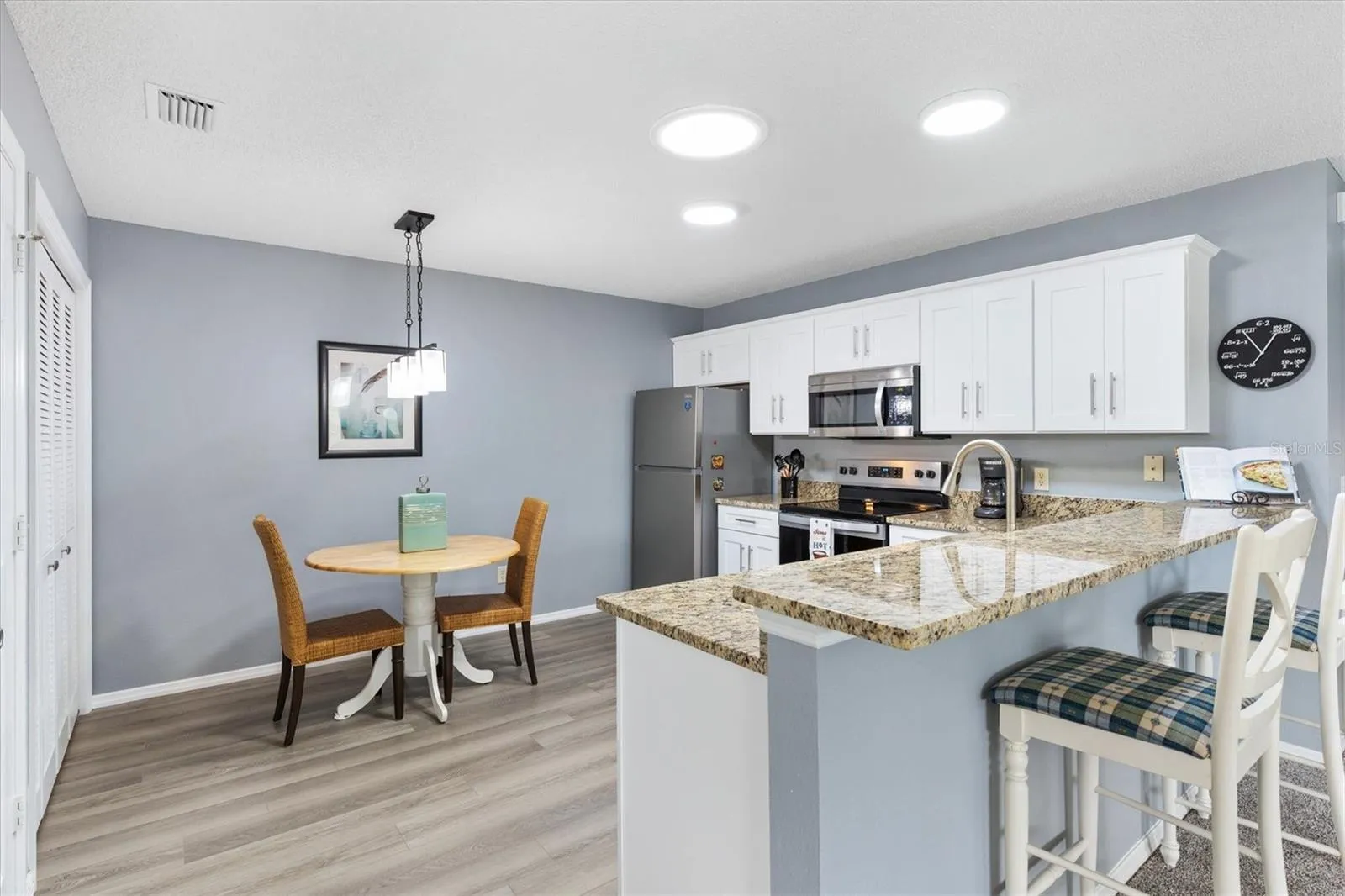BEAUTIFUL KITCHEN
