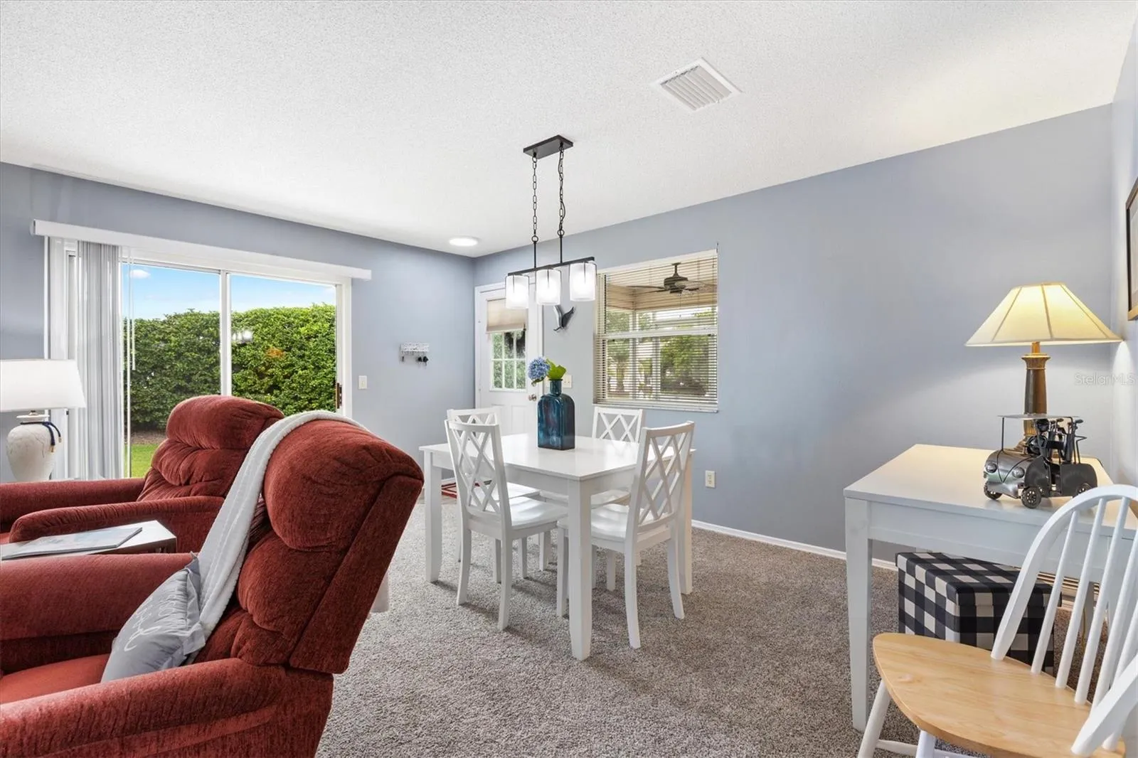 OPEN CONCEPT LIVING ROOM &amp; KITCHEN,DINING ROOM