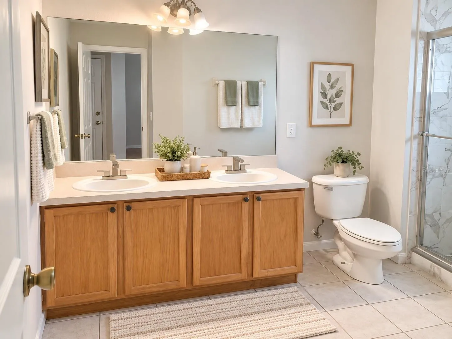 Master Bathroom virtual staging