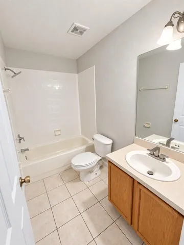 2nd Bathroom