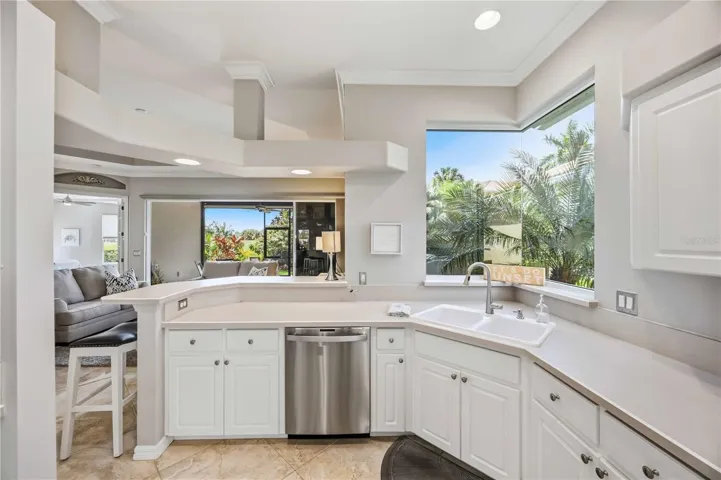 Kitchen has loads of cabinets
