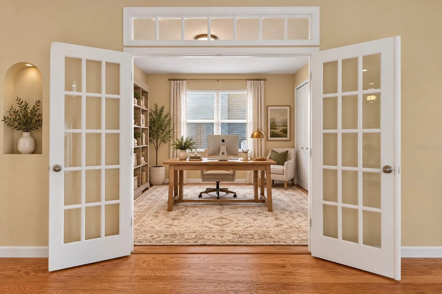 Bedroom / Office.