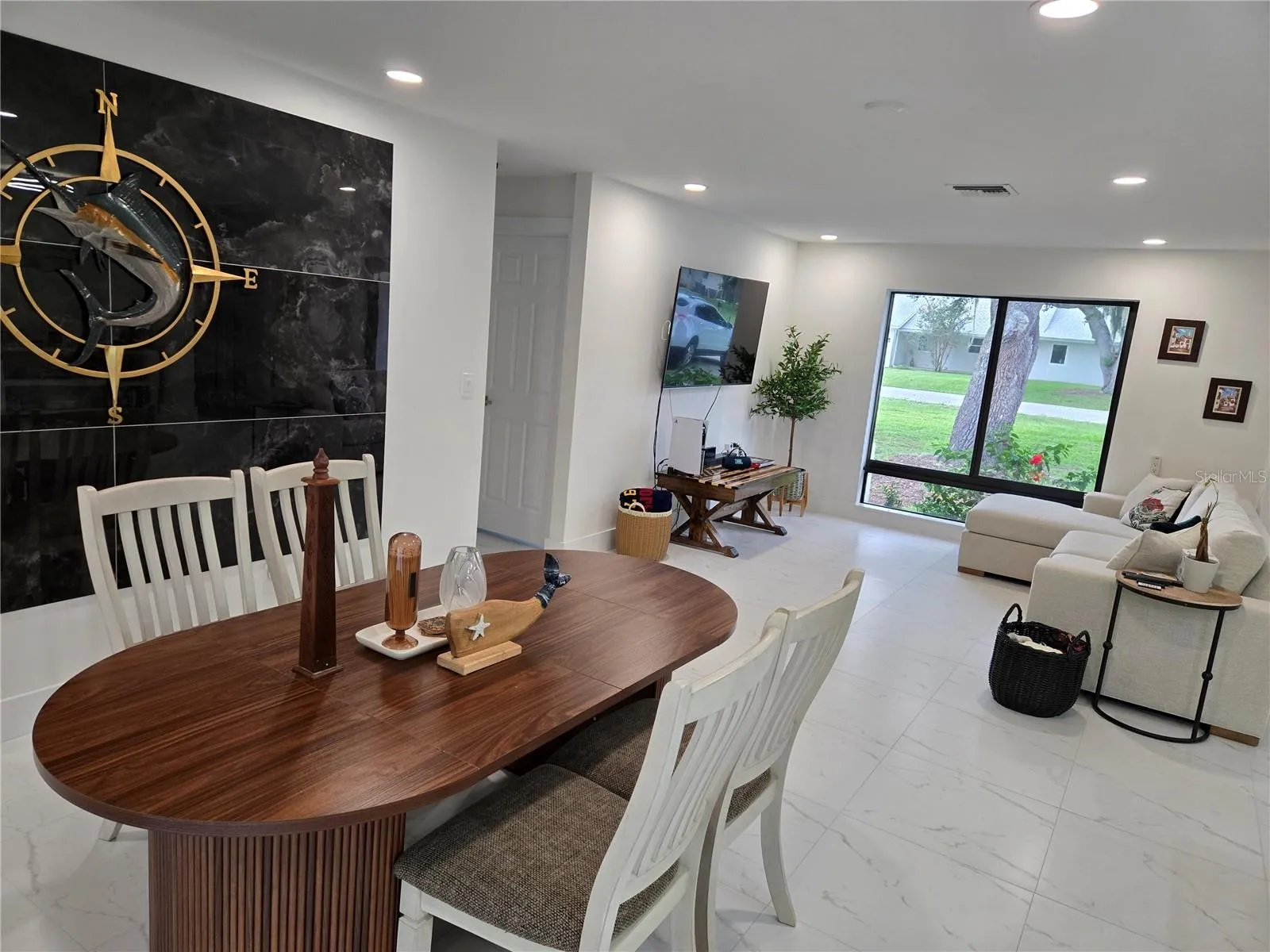 Dinning/Living room