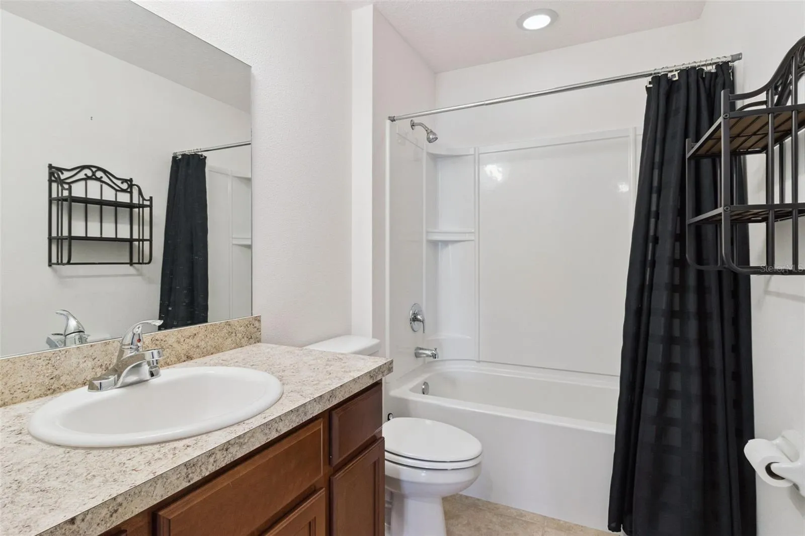 secondary bath