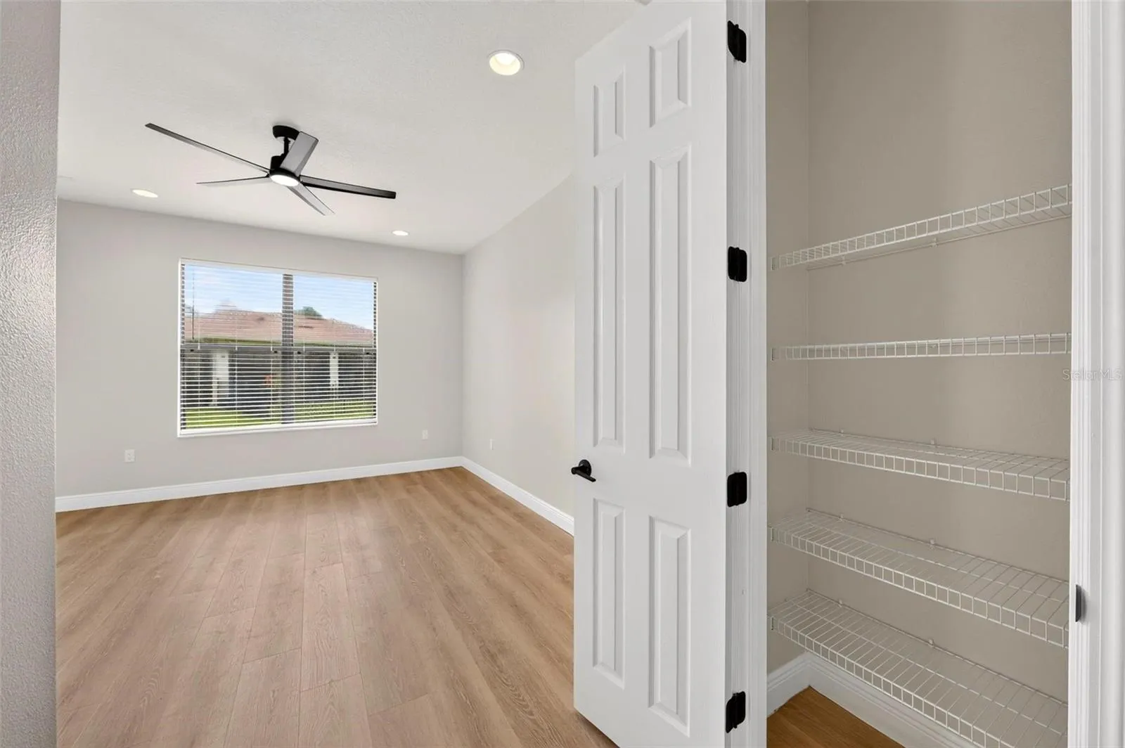Primary Bedroom - Closet