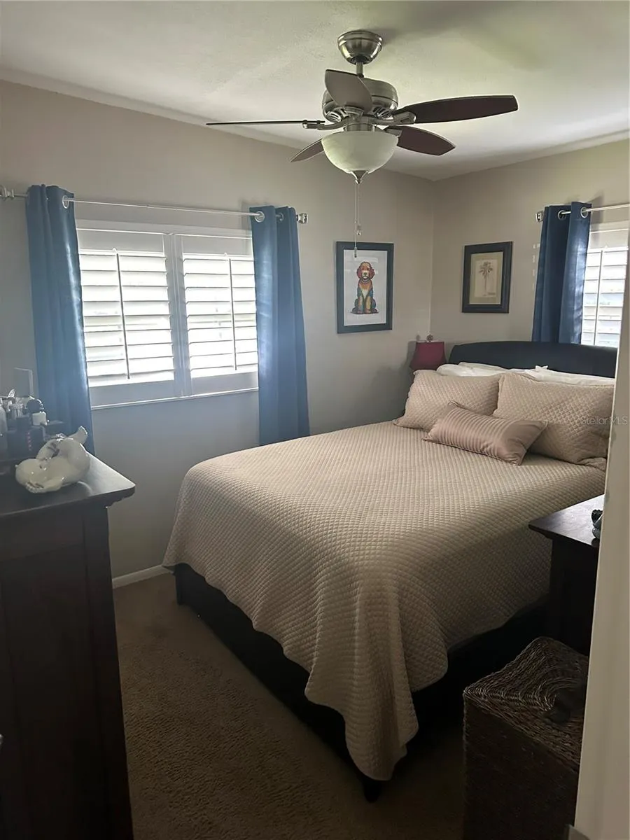 Guest bedroom