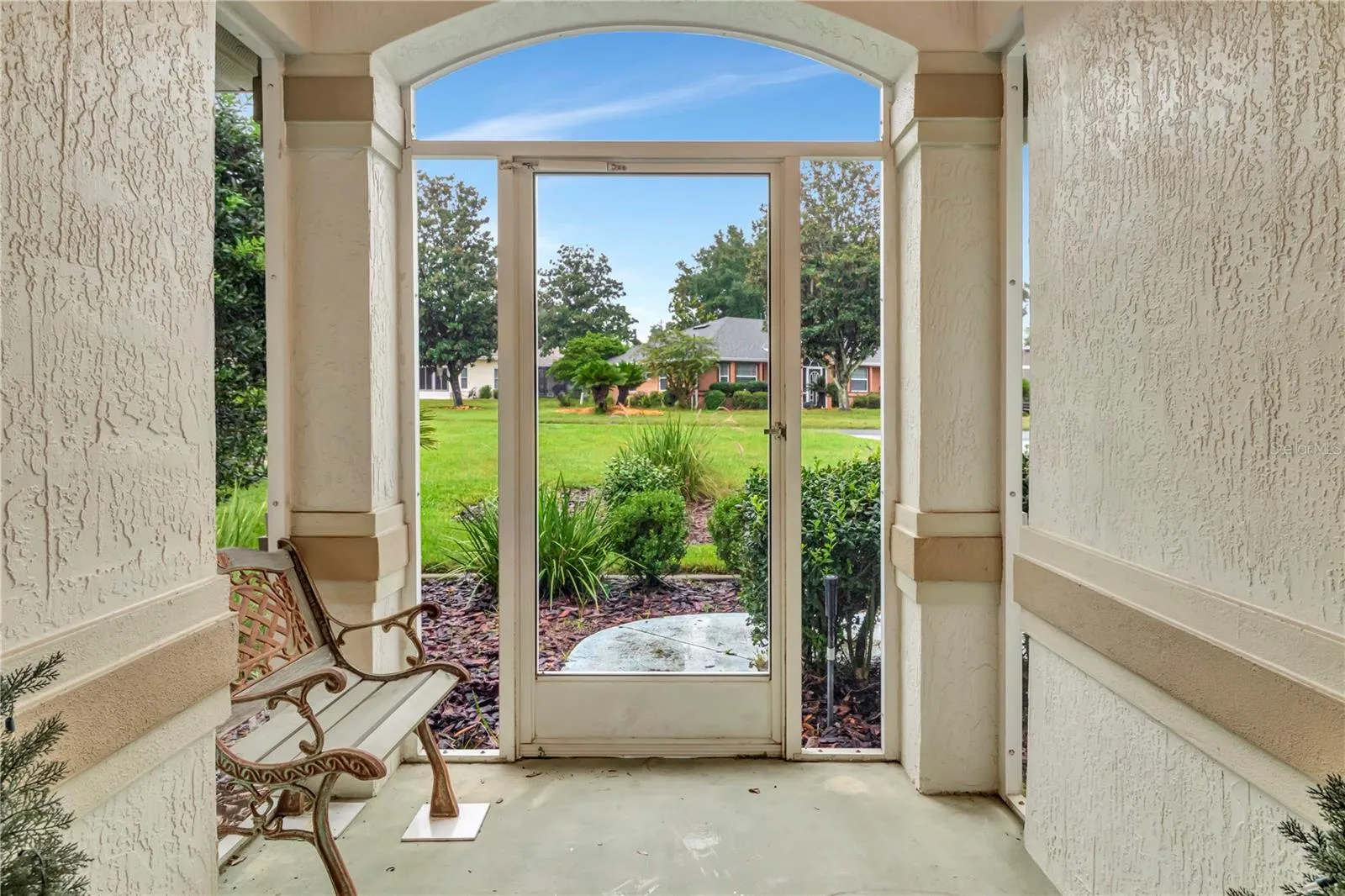 Front Screened Entryway