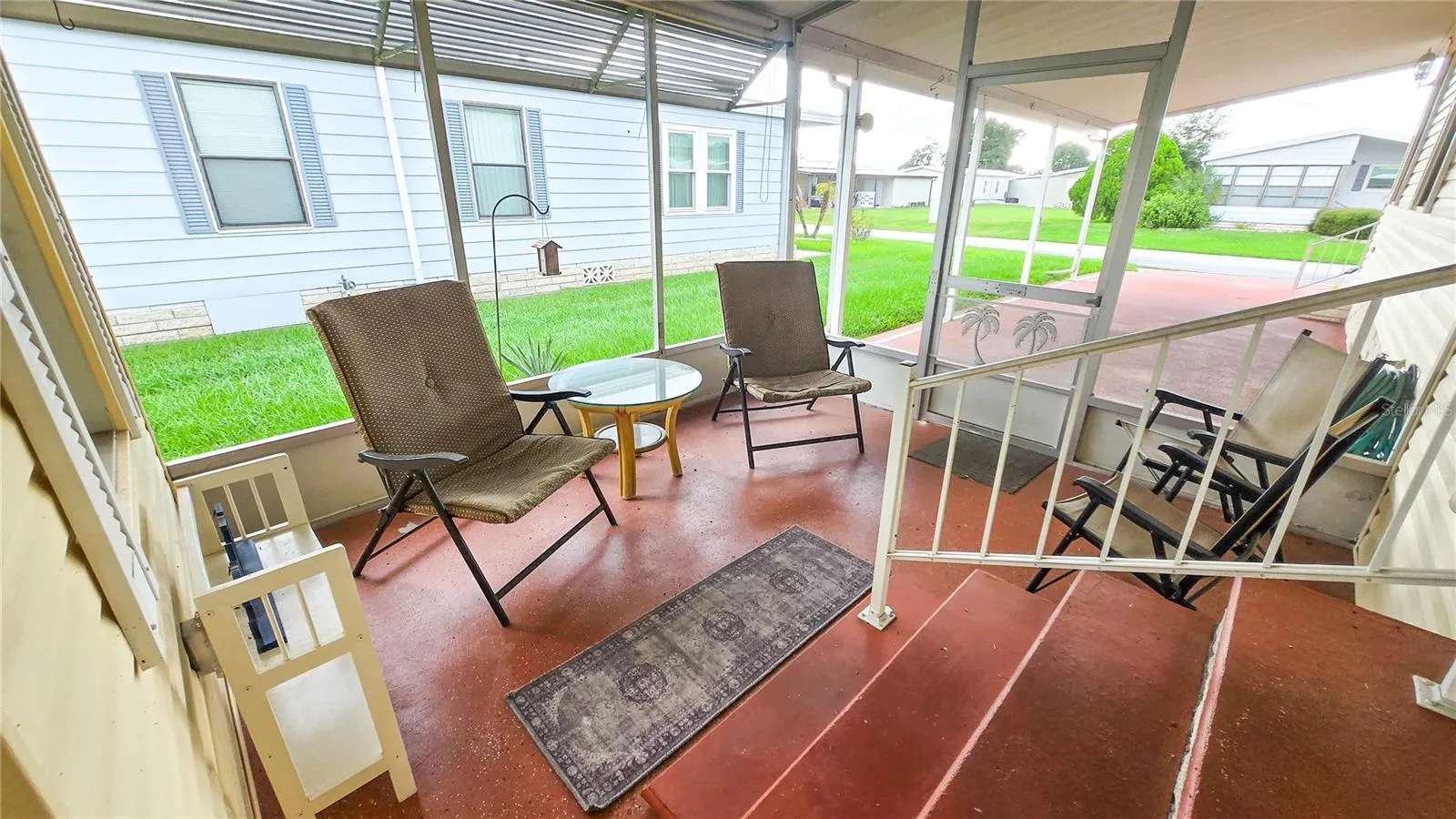 screened in porch