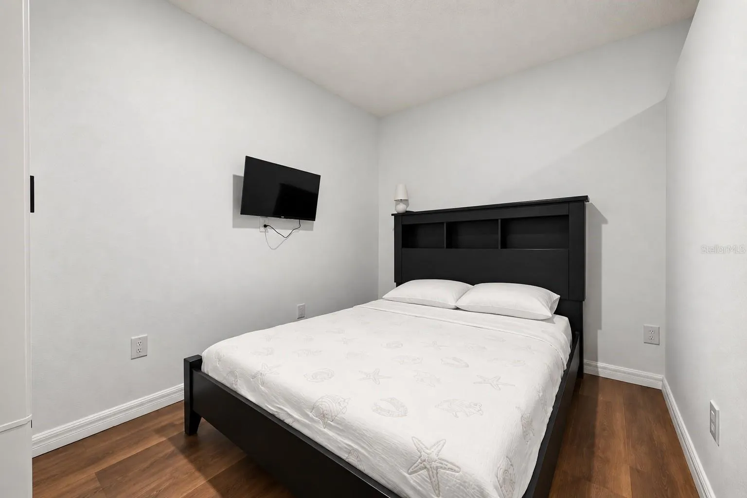 In-law suite bedroom