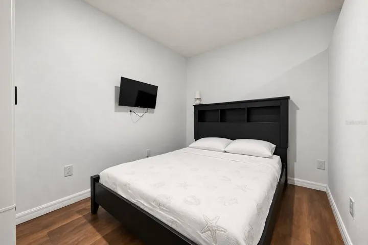 In-law suite bedroom