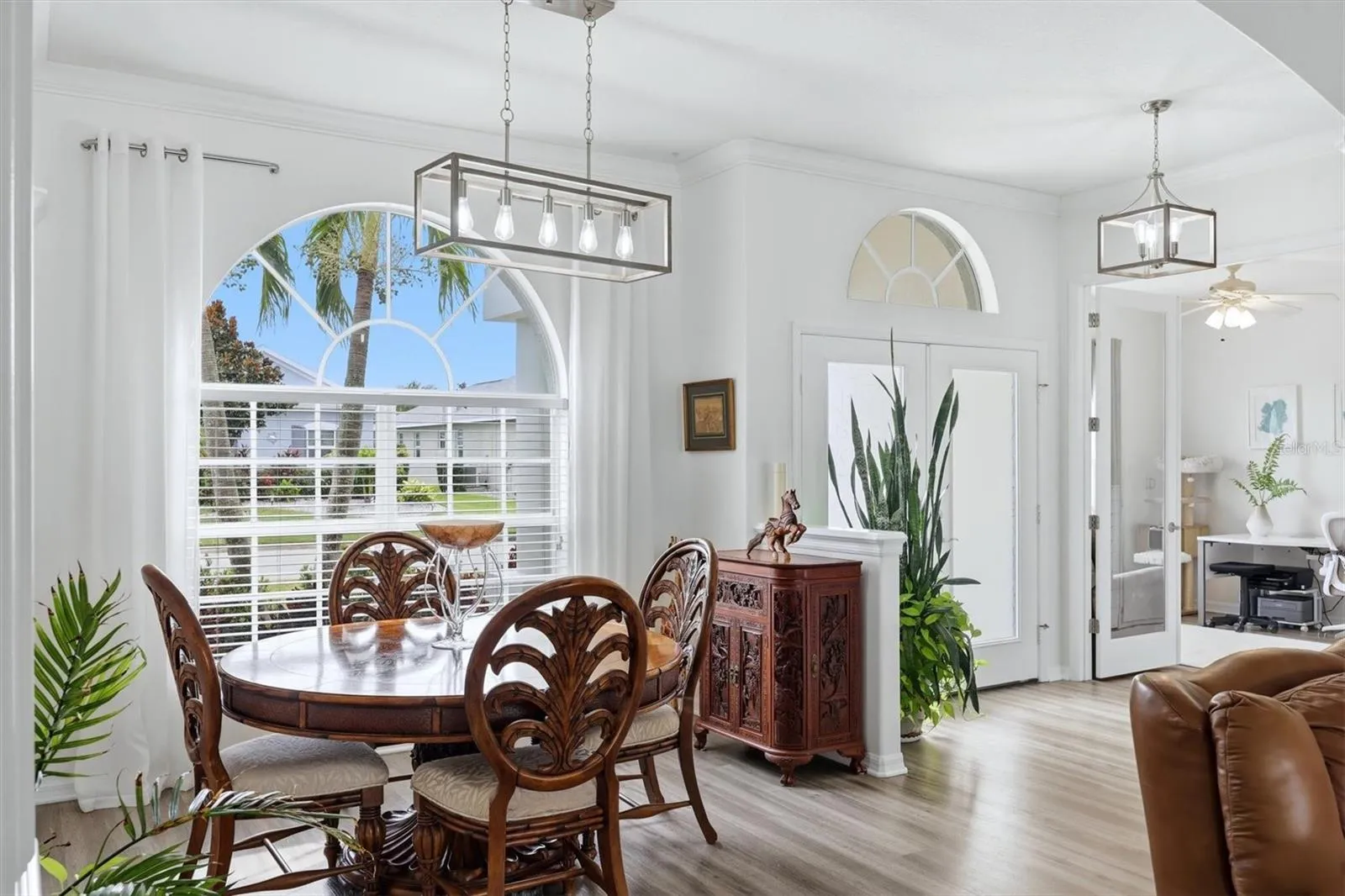Formal Dining room
