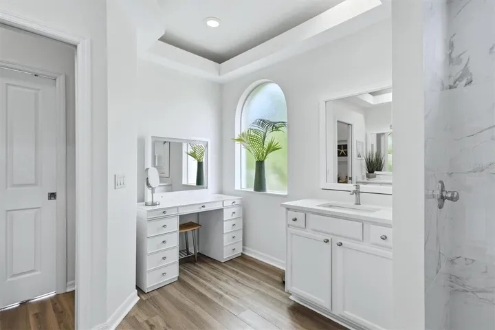 Primary bath