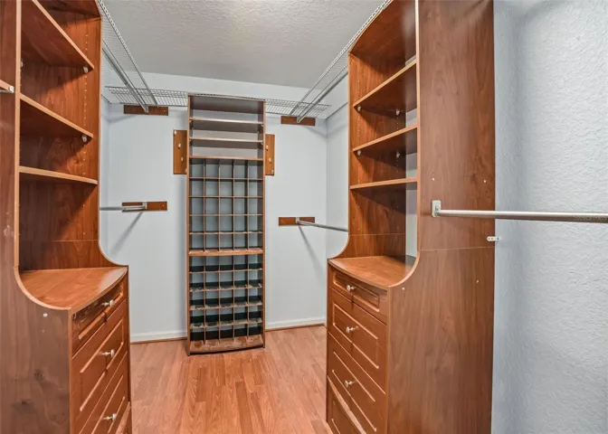 Closet w/Built Ins