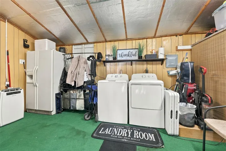Laundry/Storage Room