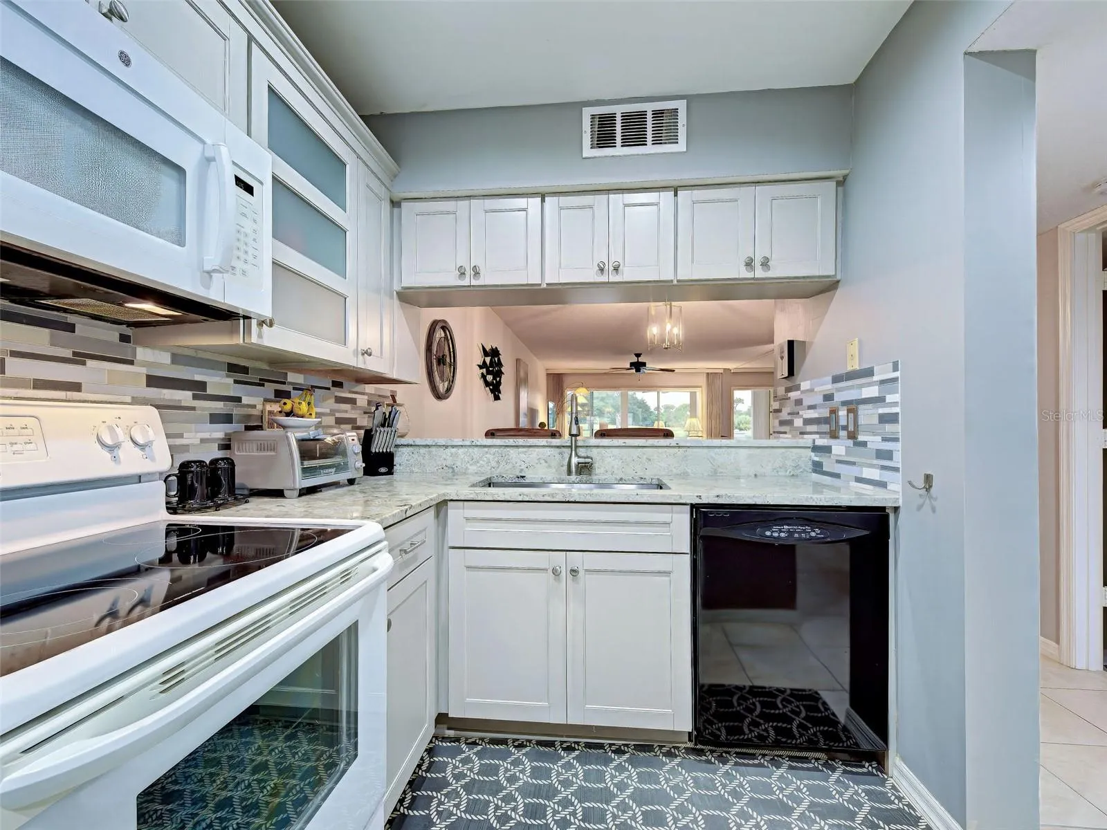 Brand new dishwasher was just installed!