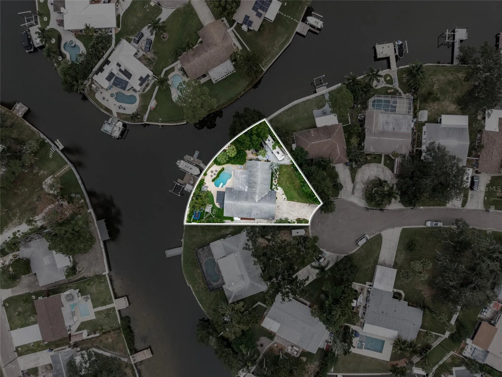 Aerial Outline of Entire Property