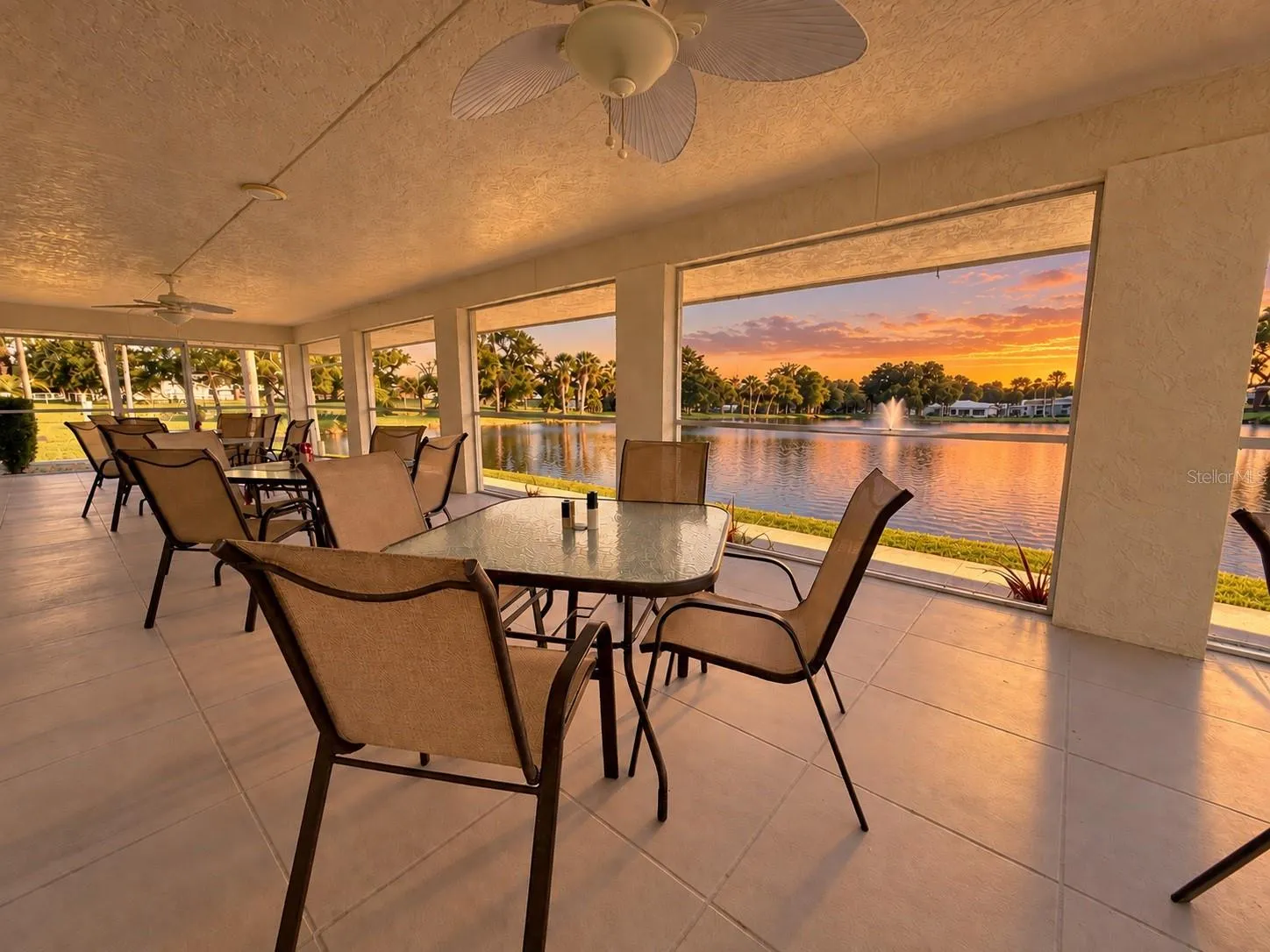 Clubhouse Screened Patio