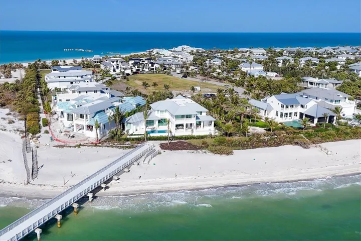Exclusive pier for owners/guests at Hill Tide Estates (watch the World's Richest Tarpon Tournament from home!)
