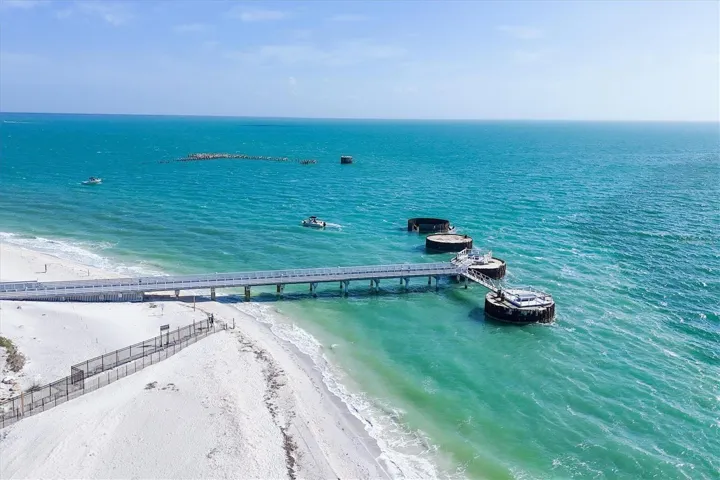 Exclusive pier for owners/guests at Hill Tide Estates (watch the World's Richest Tarpon Tournament from home!)
