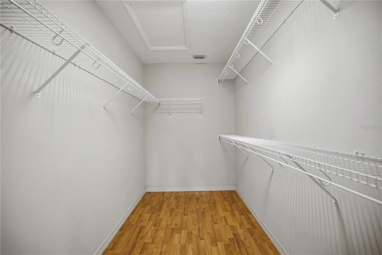 Walk-in closet