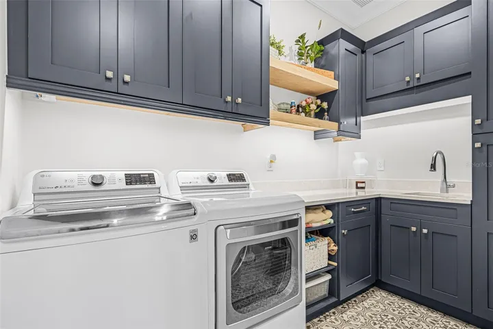 main floor laundry