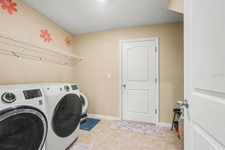 Large Laundry Room