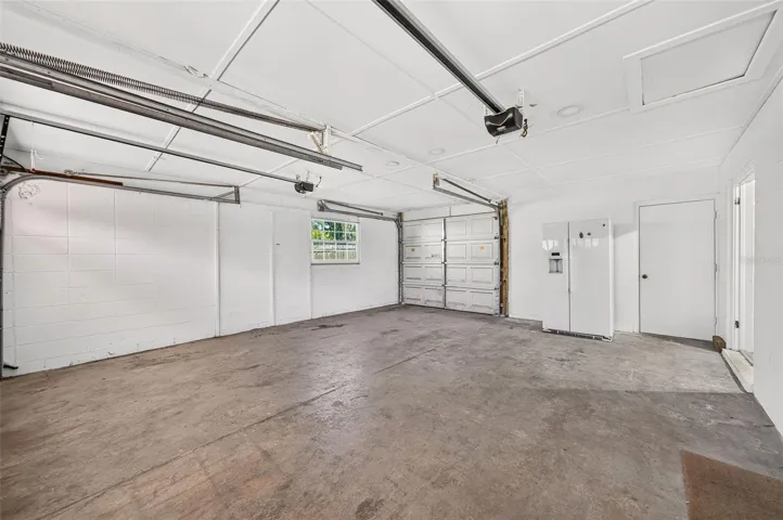 3rd garage door - leads to backyard