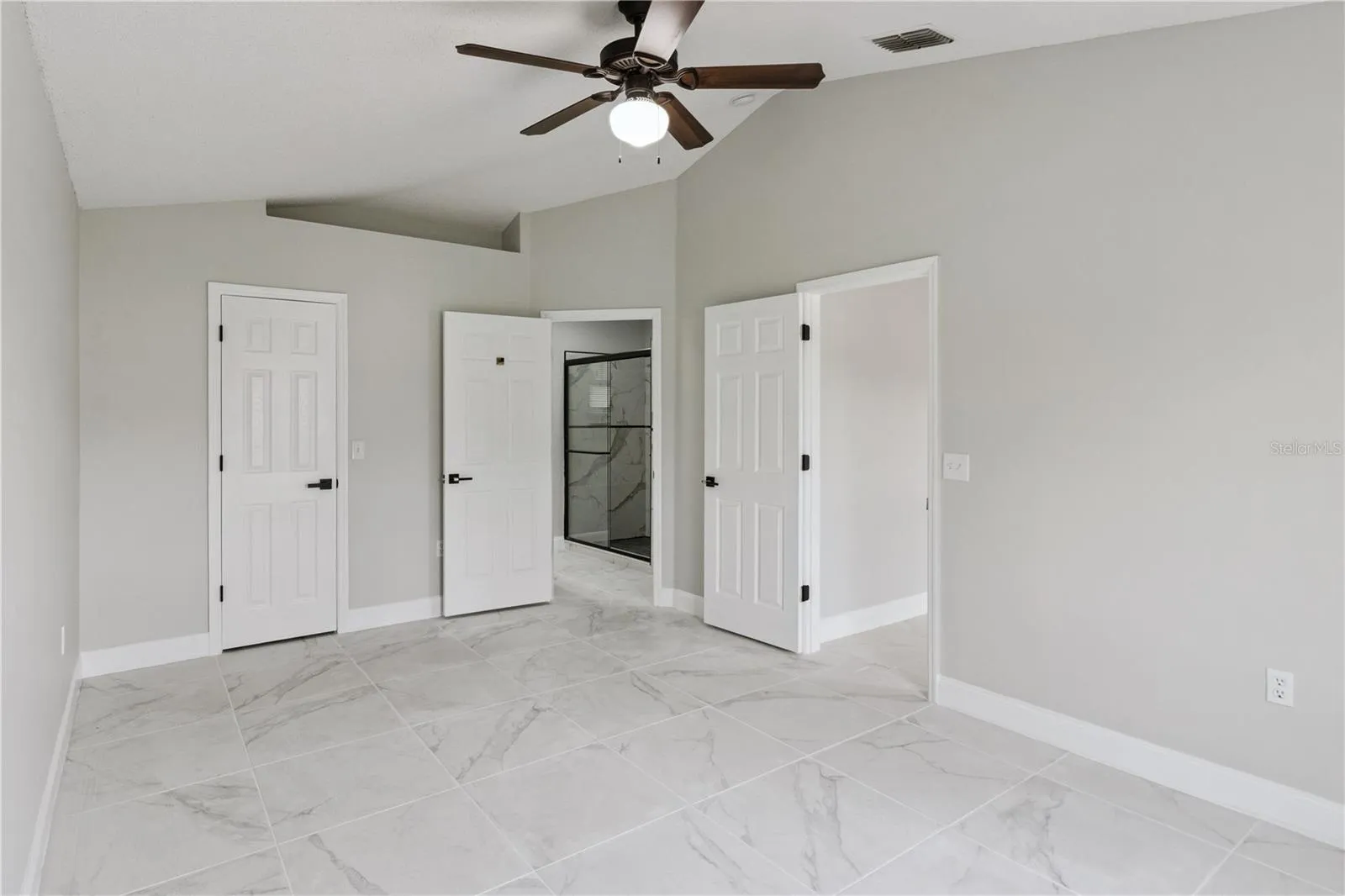 Owners Suite 2