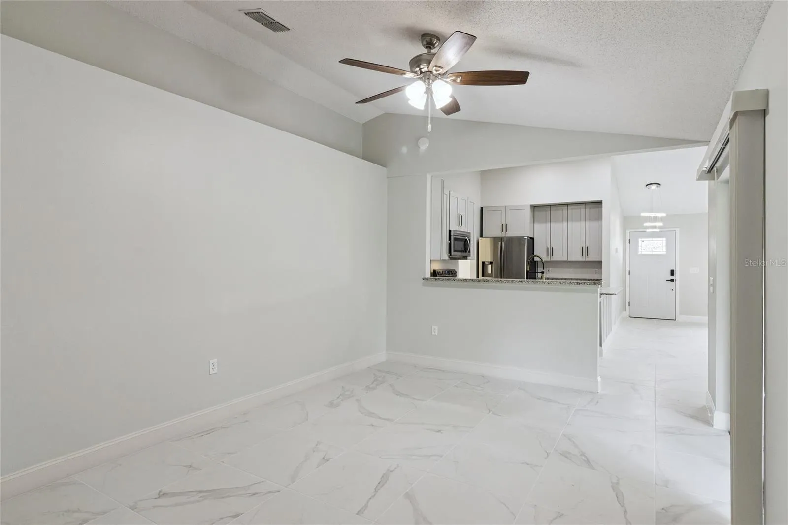 Dining Room/ Kitchen