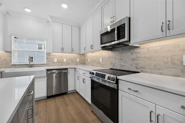 Stainless appliances