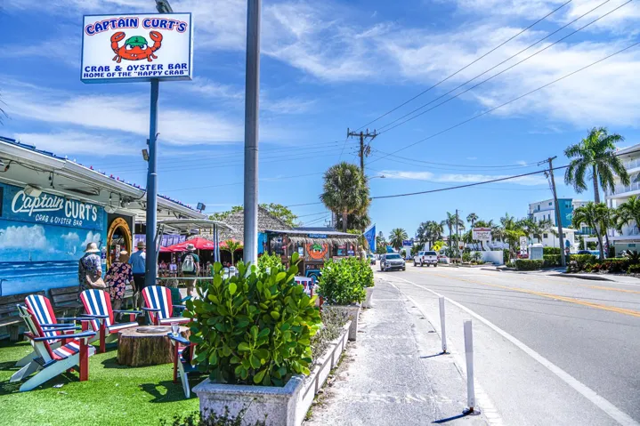 Captain Curt's