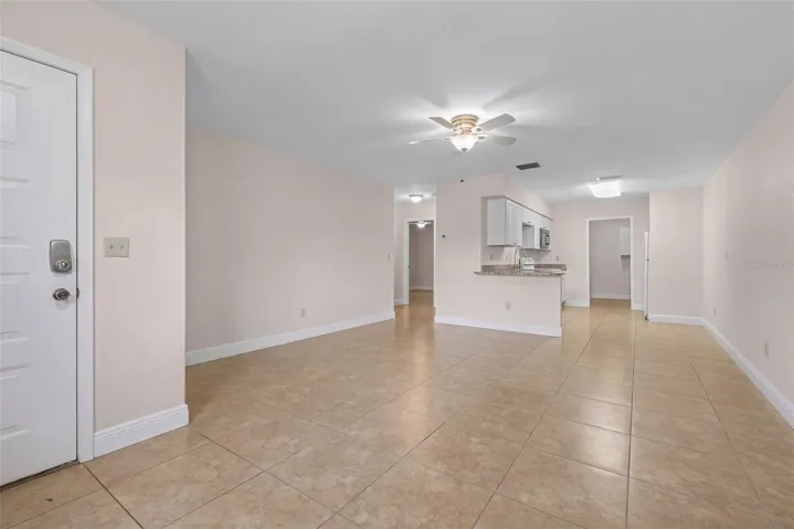Living room/ Dining room