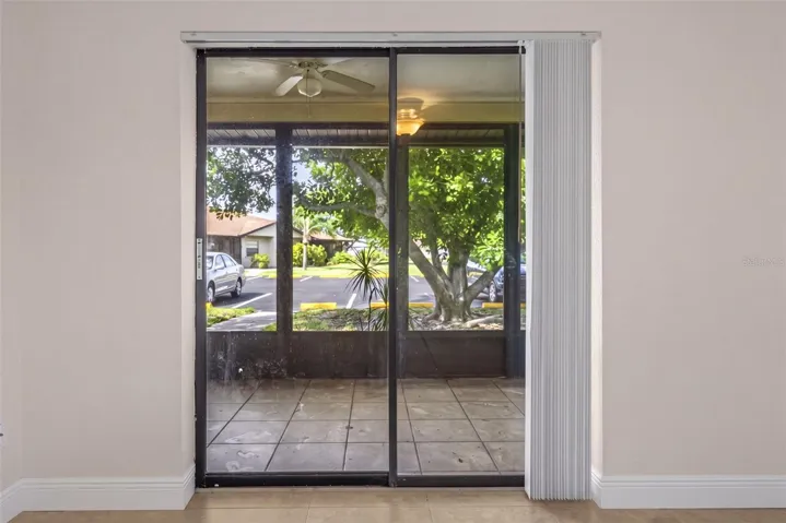 Screened in Lanai