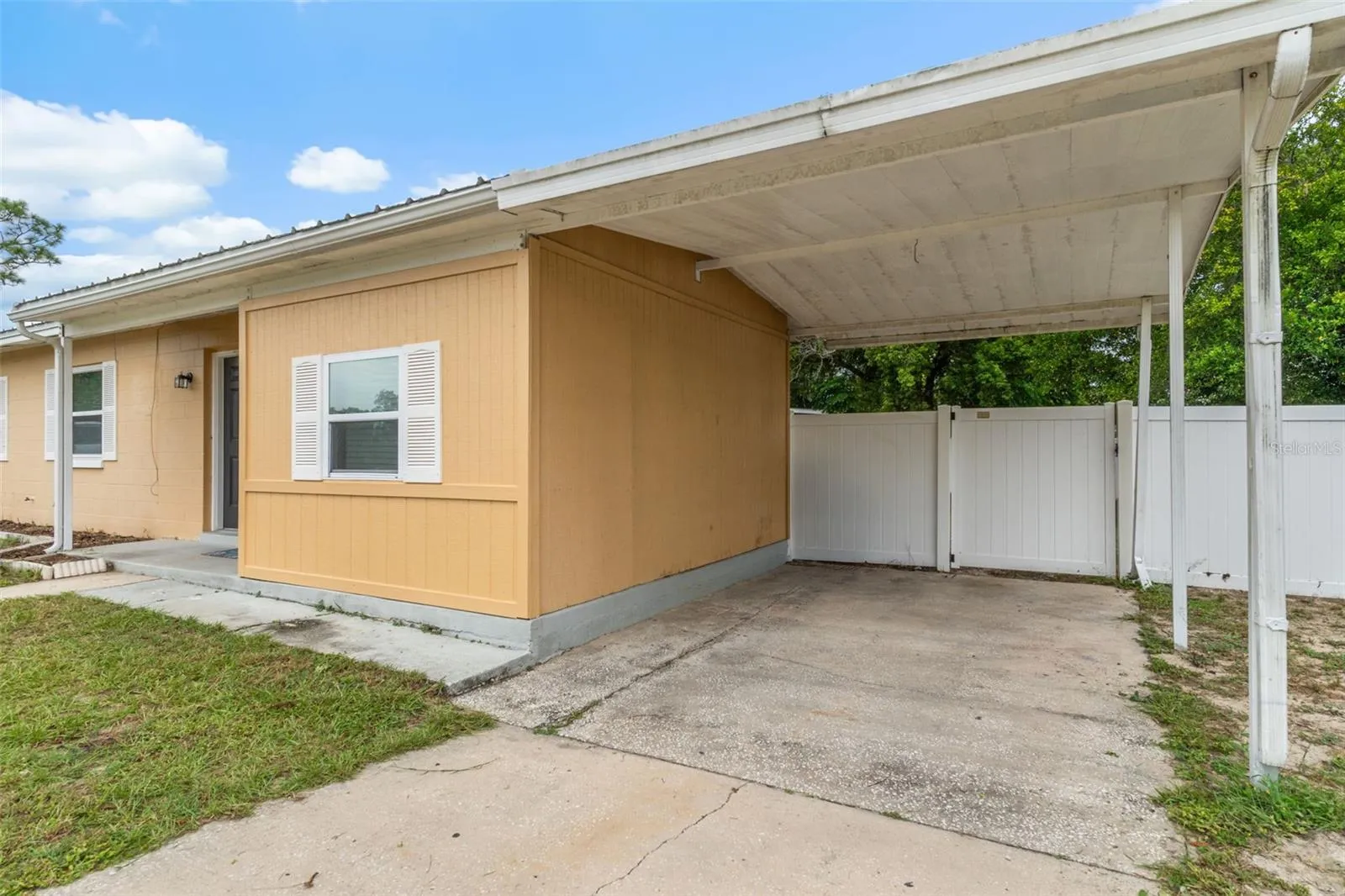 Carport