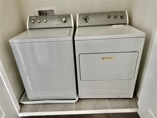 upper level laundry
