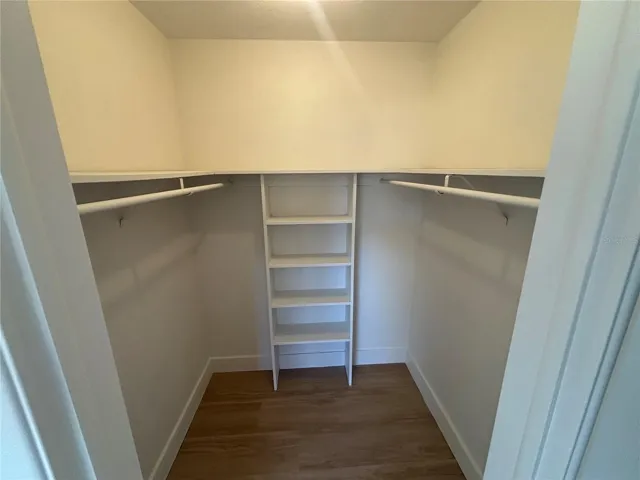 Walk in closet
