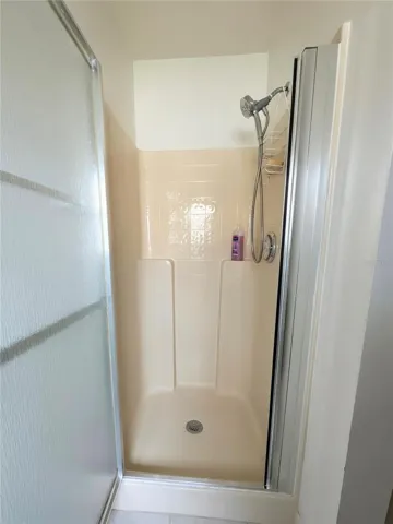 Primary shower