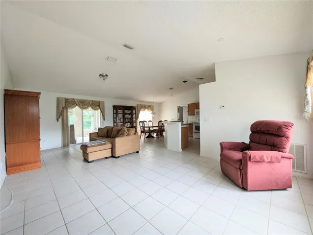Sitting area into the open family room floorplan
