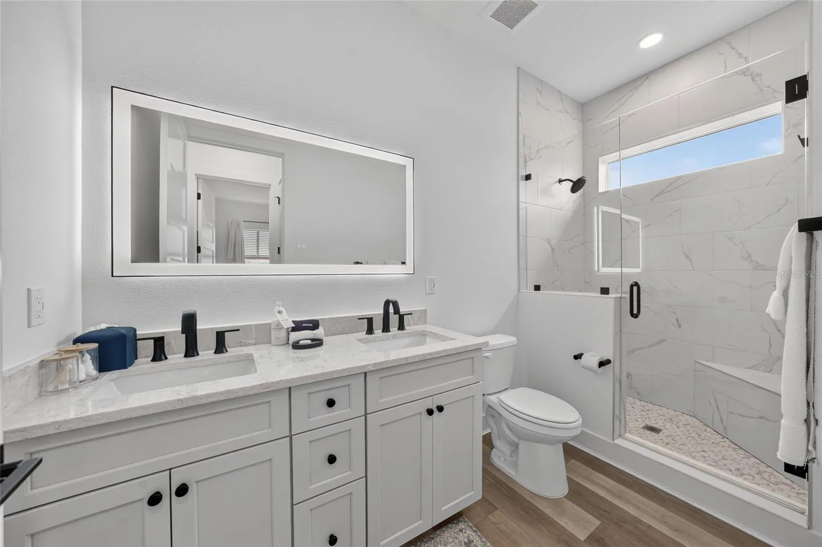 2nd Level Guest Bathroom 4