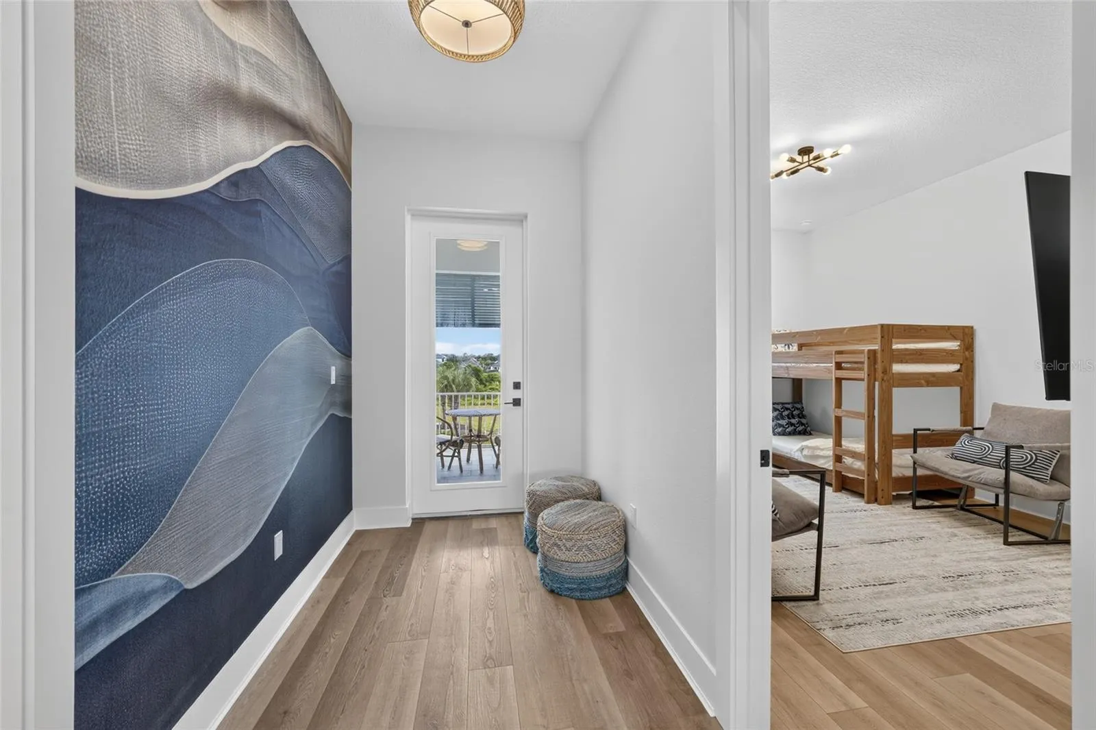 2nd floor lanai access