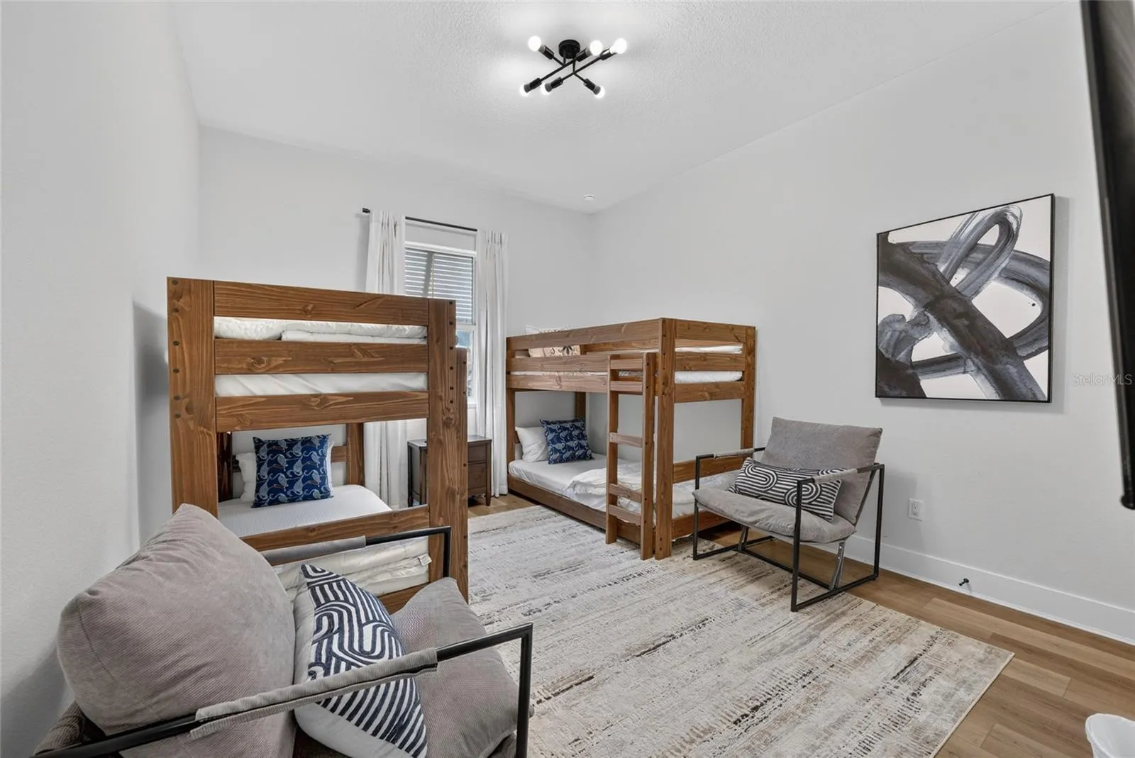 Guest room 6