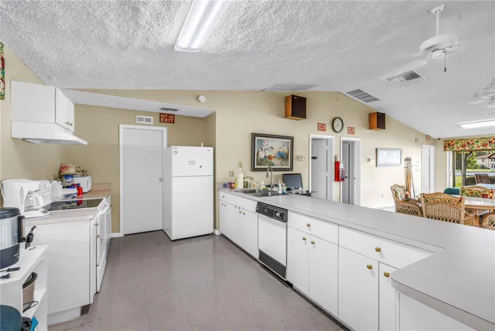 Clubhouse Kitchen