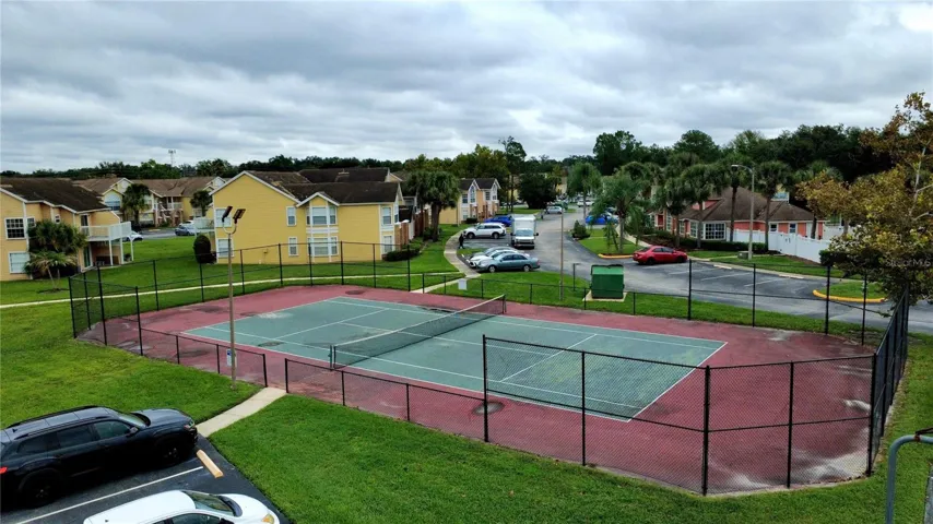 community tennis court