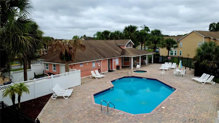 Community pool