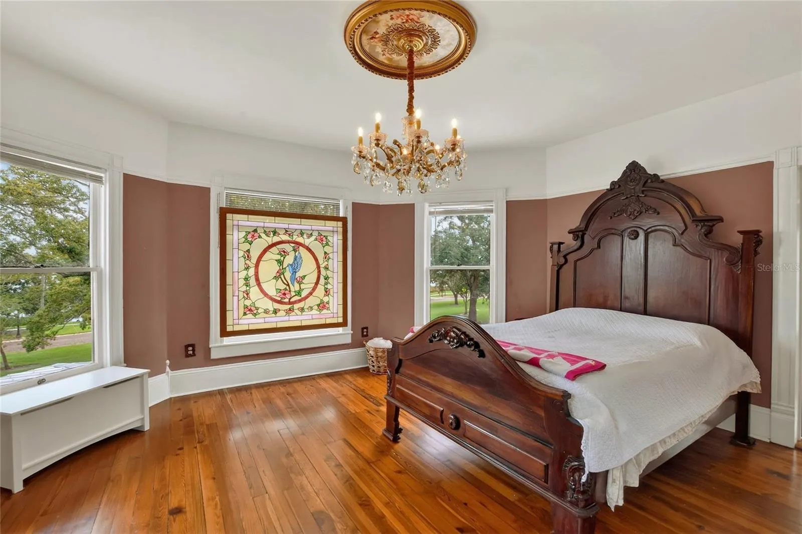 3rd bedroom upstairs overlooking Lake Hunter