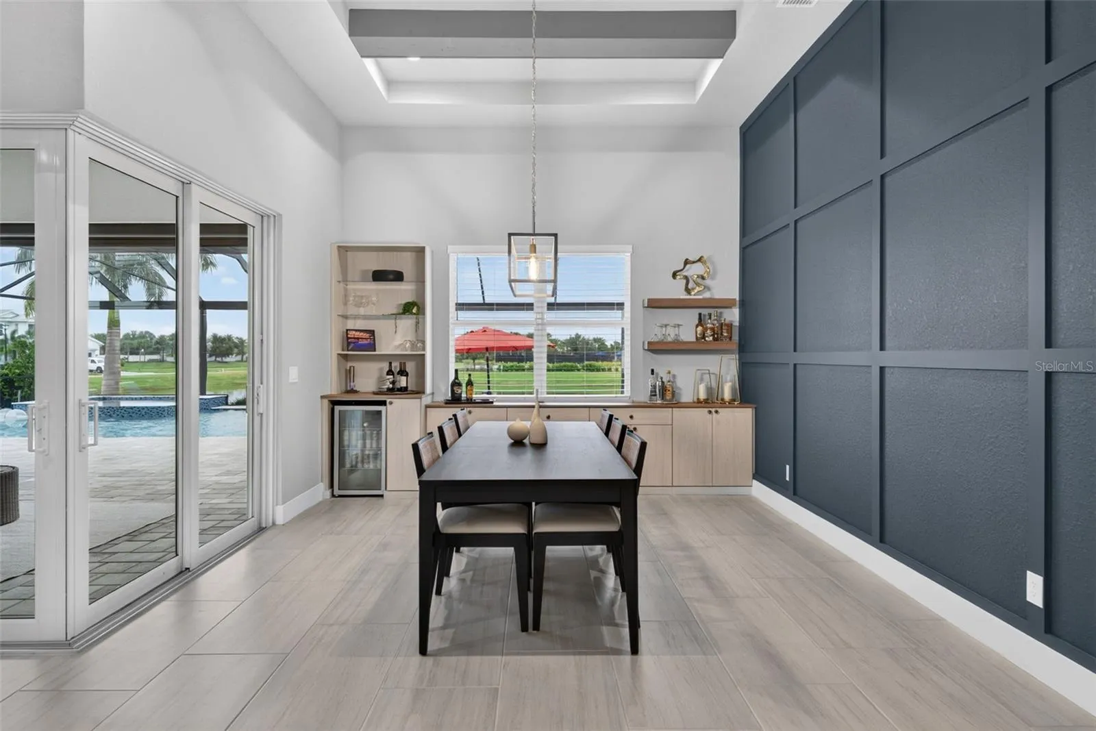 Spacious Dining Area