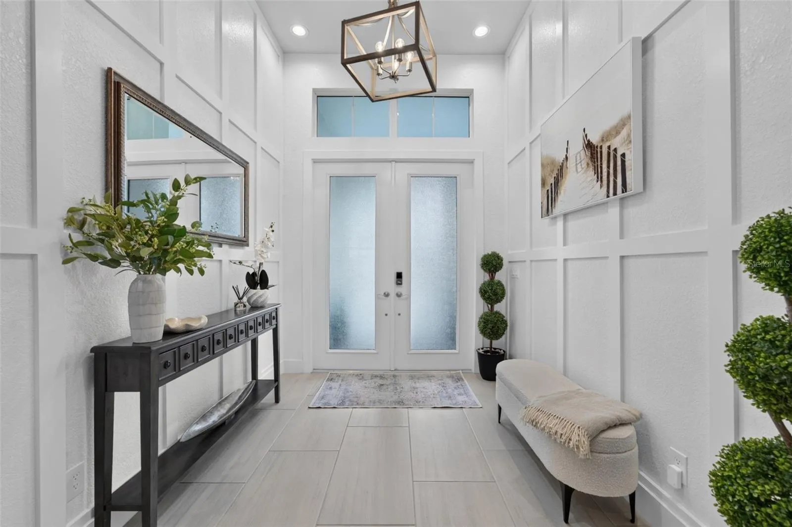 Elegantly Detailed Foyer