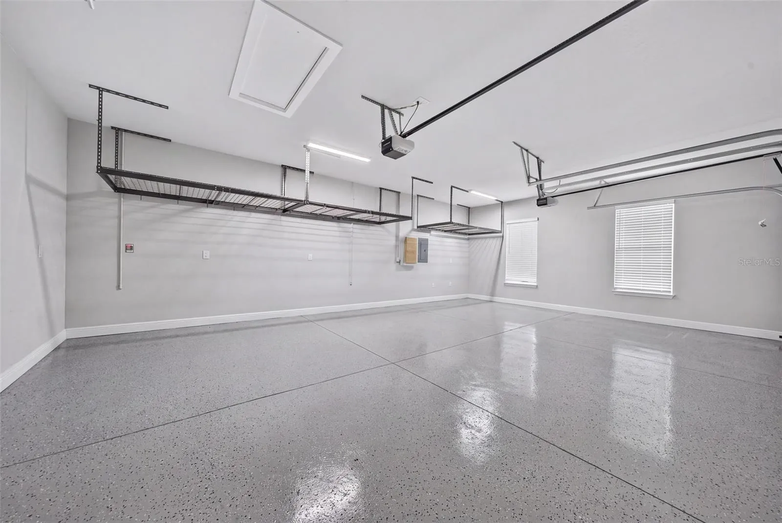 Three Car Garage