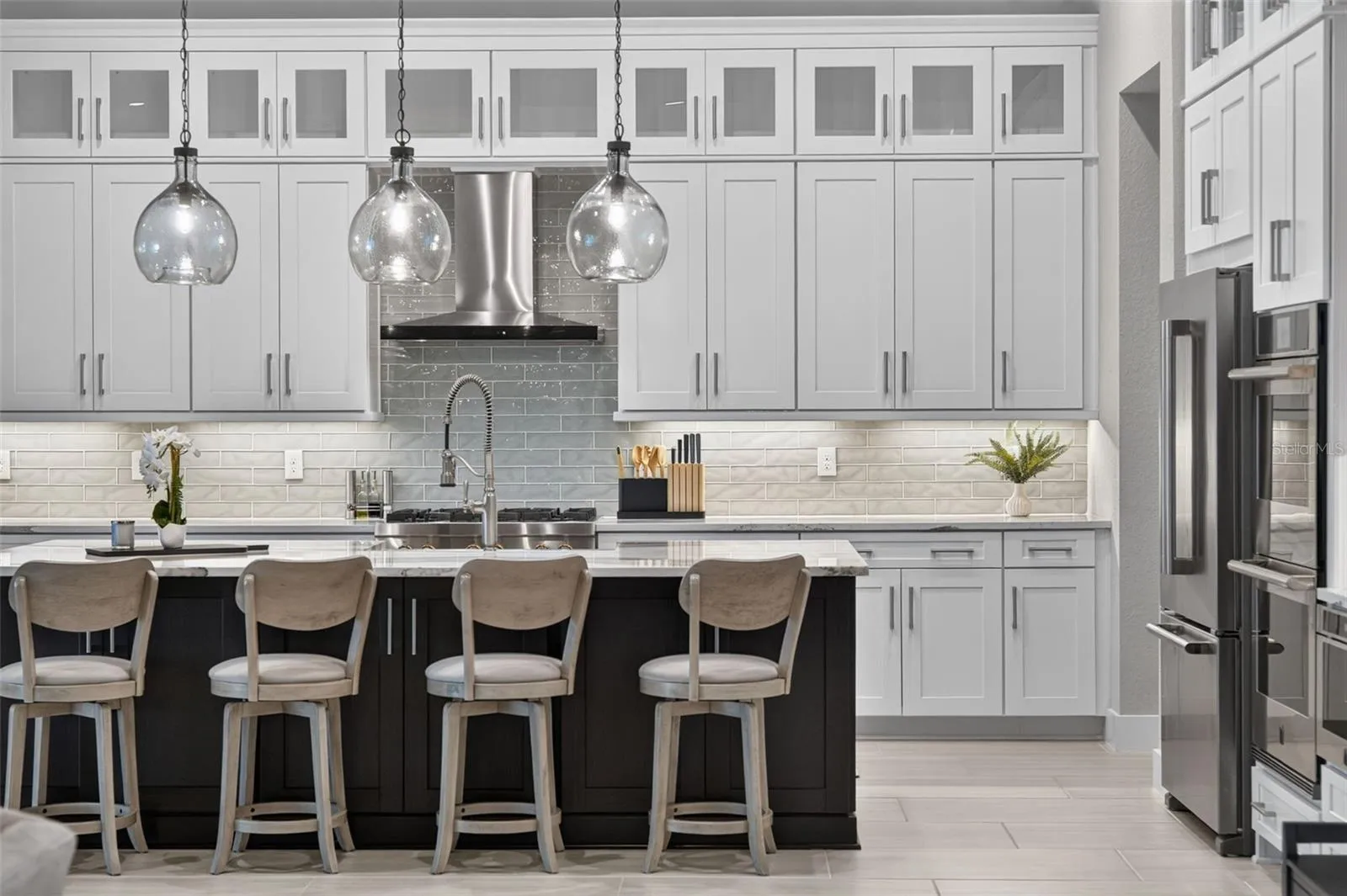 Kitchen with Island